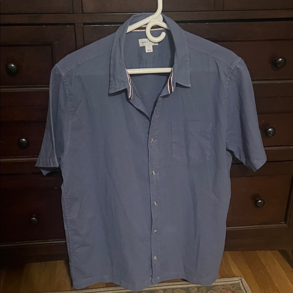 Men's Short Sleeve Button Down Shirt in Blue
